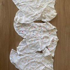 【ミキハウス】ベビー服、肌着、靴下 3セットの画像
