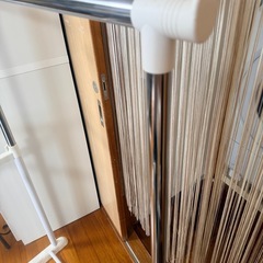 ハンガーラック　　白　二連　キャスター付　　新生活にの画像