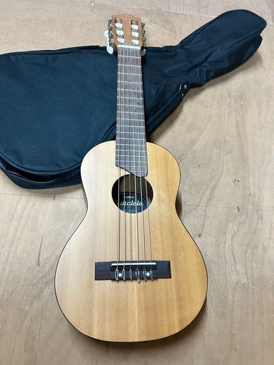 美品♥️小さめギター、YAMAHA、ギタレレ