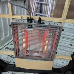 天板裏がマット！78cm角の新品だけどB級コタツの画像