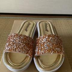 ゴールド系　の画像