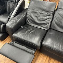 【ジャングル守口：ジモティ割】2人掛けソファー　ブラック　リクライニングの画像