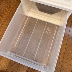 衣装ケースの画像