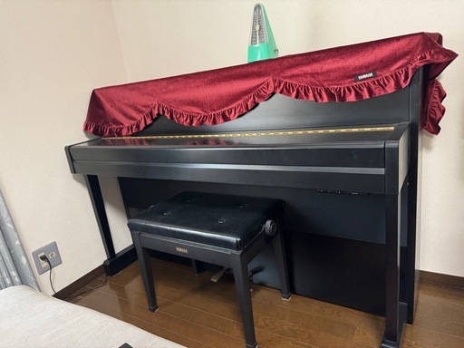 YAMAHA　電子ピアノ　椅子、メトロノーム付き