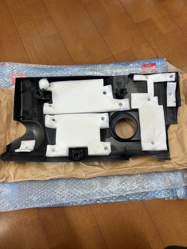 レクサスRX270エンジンカバー