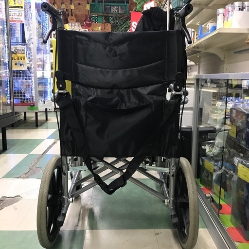 ジャングルジャングル貝塚店　車椅子　黒　ブラック　手押し車椅子中古　リサイクルショップ　貝塚市　二色浜
