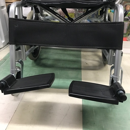 ジャングルジャングル貝塚店　車椅子　黒　ブラック　手押し車椅子中古　リサイクルショップ　貝塚市　二色浜