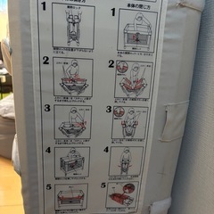 ベビーベッドの画像