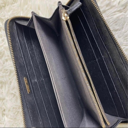 FENDI 長財布