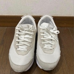 PUMA CRUISE RIDER 厚底　スニーカー　コラボ 人気の画像