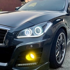 フーガハイブリッド(2012年式) サンルーフ付　ディープブロンズの画像