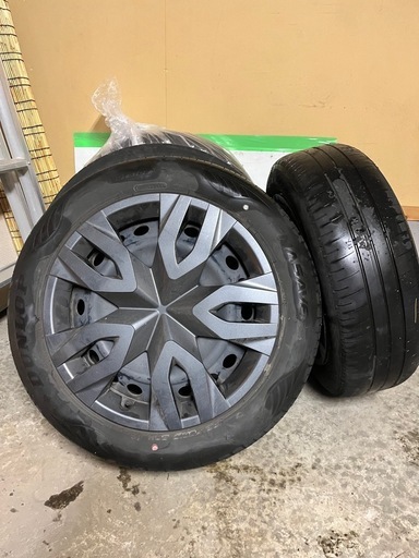 60系プリウス　純正タイヤホイール195/60R70