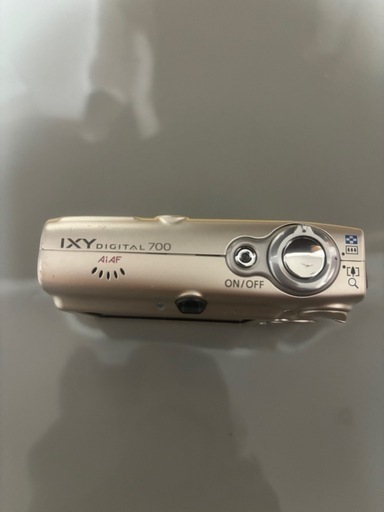【受け取り先決定】キヤノン Canon IXY 700 DIGITAL PC1169 コンパクトデジタルカメラ 充電器付き