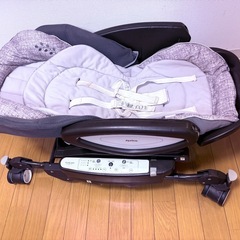 アプリカAprica電動ハイローチェアの画像