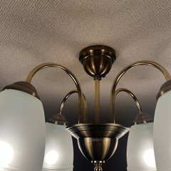 シャンデリア　アンティークの画像