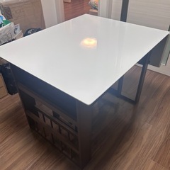 ダイニングチェアセットの画像