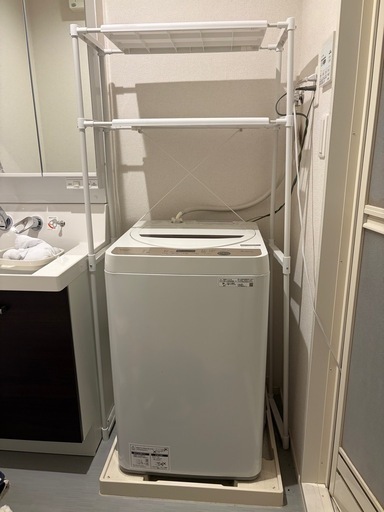 【2022年製】SHARP 全自動洗濯機 6.0kg（ランドリーラック付き）