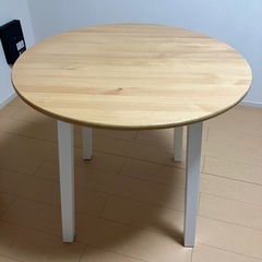 IKEA   丸テーブル&椅子　セットの画像