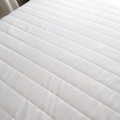 引越のため無印の脚付マットレスSD譲りますの画像