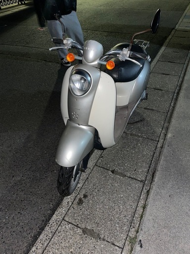 ホンダ　スクーピー50cc低燃費通勤通学におすすめ