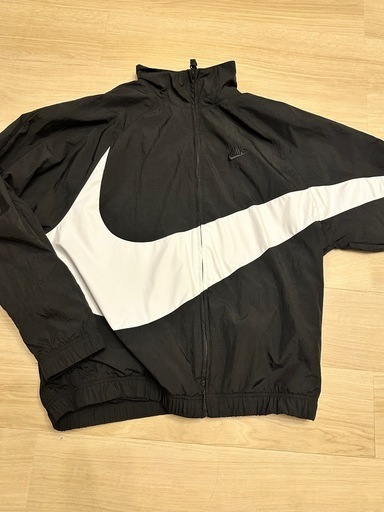 NIKE ビッグスウォッシュ　ナイロンジャケット　Lサイズ