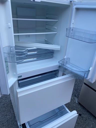 NO B850?福岡市内配送設置無料✨?ツインバード HR-E935W 4ドア冷蔵庫 背伸びせず使える冷蔵庫 354L ホワイト HR