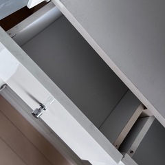 無料！【本日11日限定!!】食器棚の画像