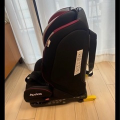 Aprica form fit アップリカ　ISOFIX チャイルドシート　　　ジュニアシート格安になりますの画像