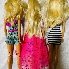バービー Barbie 人形 おもちゃ 女の子 着せ替え ドレス 3点セット おまとめおまとめ値引き有りの画像