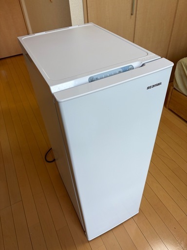 アイリスオーヤマ 冷凍庫 80L 幅スリム スキマックス 自動霜取り ホワイト IUSN-8A-W