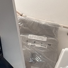 ikea ポエング クッションのみの画像