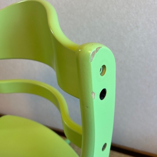 すくすくチェアプラス　テーブル付き　子供イス