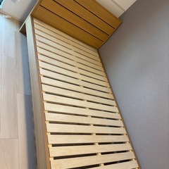 【無料】セミダブルサイズのベッドあげます！ の画像