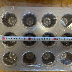 カヌレ型の画像