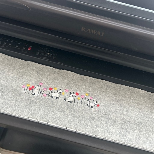KAWAI 電子ピアノ 88鍵 黒色 鍵盤カバー・椅子付き
