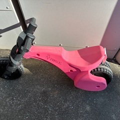 ストライダーの画像