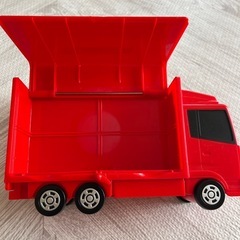 トミカ収納トラック（全長約25cm）の画像