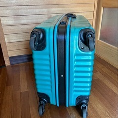 キャリーバッグ　の画像