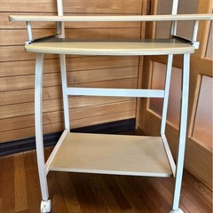 パソコン　デスク　机の画像