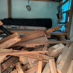廃材が大量にあります　薪ストーブなどにどうぞの画像