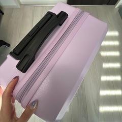 クロミ　スーツケースの画像