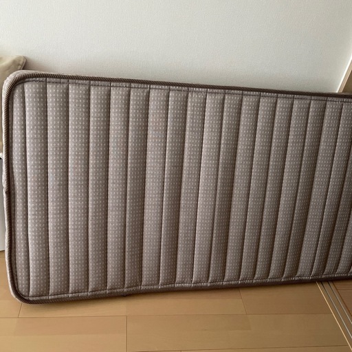 明日までのお値下げです｡フランスベッド ラクネプレミアム 折り畳みマットレス