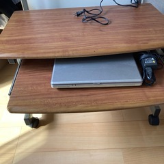 パソコンラックの画像