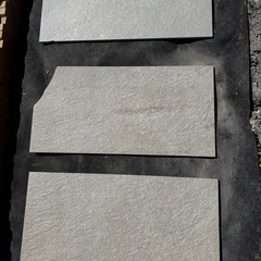 木材、石材の端材の画像