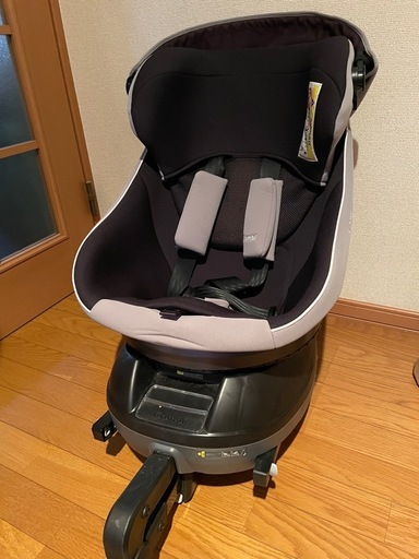 【受け渡し先決定】チャイルドシート　コンビ　クルムーヴ