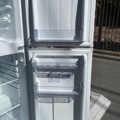 【高年式2024年製】アビテラックス ・ノンフロン冷凍冷蔵庫139 L・2ドア【AR-131】ホワイトの画像