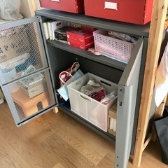 収納棚の画像