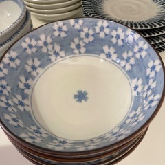 各種食器セットの画像