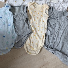 ユニクロ ロンパース まとめ売りの画像