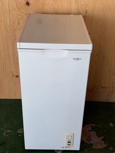 2016年 エクセレンス上開き電気冷凍庫 66L
